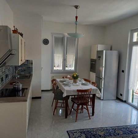 Dana'S House Apartman Carasco Kültér fotó