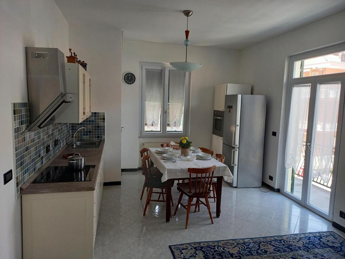 Dana'S House Apartman Carasco Kültér fotó